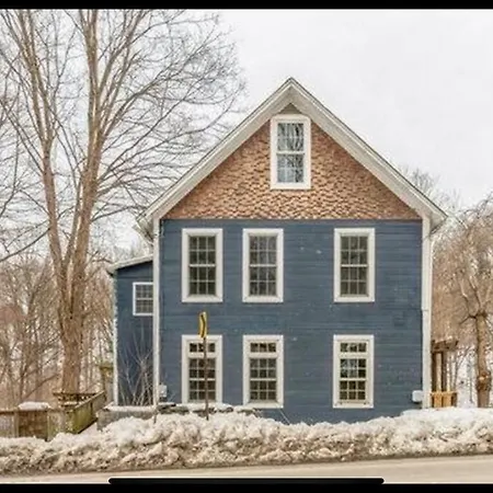 Cozy Historic Home In Brattleboro